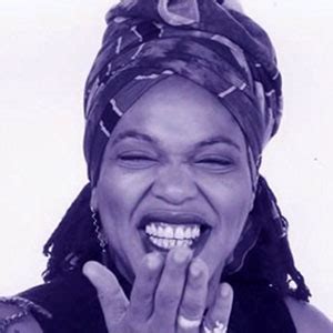 Miss Cleo Biography, Age, Height, Husband, Net。